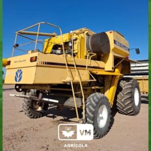 COSECHADORA NEW HOLLAND AXIAL TR 97, AÑO 1997, AMERICANA, PLATAFORMA 30 PIES, MOTOR FORD GÉNESIS, 9.000 HS, DOBLE SISTEMA HIDRÁULICO, UNO PRINCIPAL PARA DIRECCIÓN, TRILLA, CON MOTOR HIDRÁULICO INDEPENDIENTE